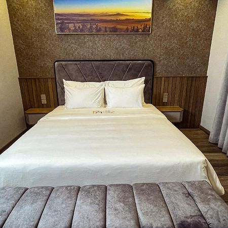 The Malibu Hotel Saigon Хошимин Экстерьер фото