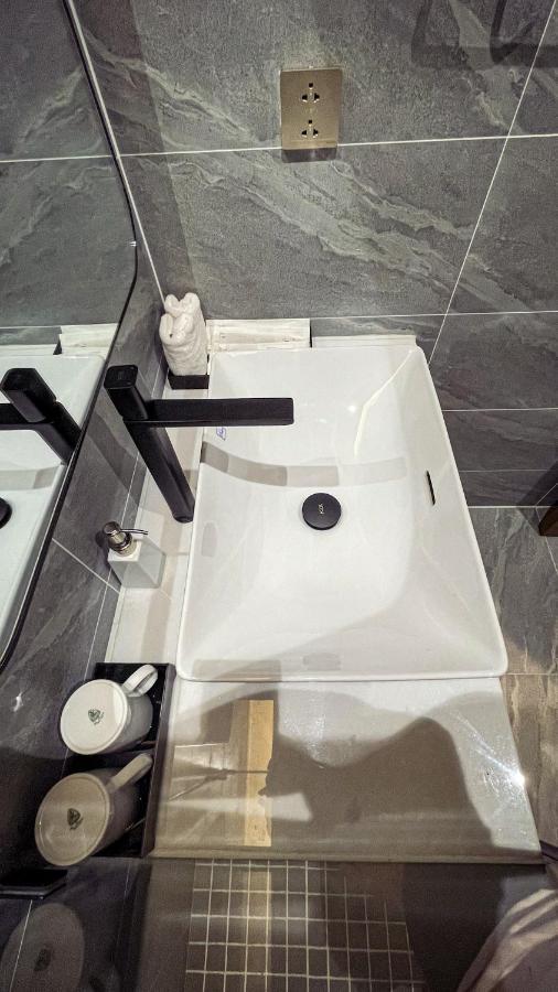 The Malibu Hotel Saigon Хошимин Экстерьер фото